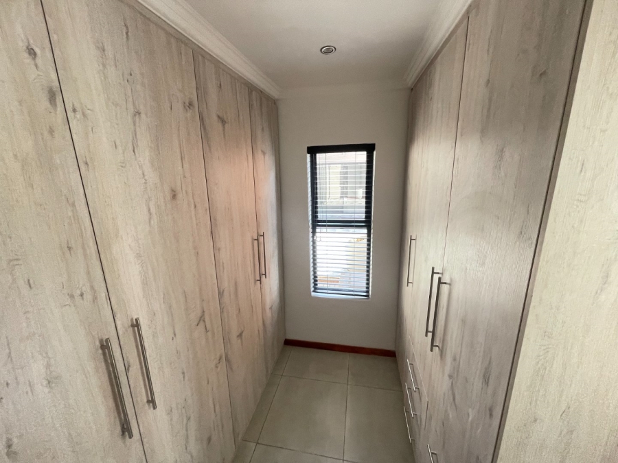 4 Bedroom Property for Sale in Wild Olive Estate Free State